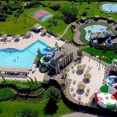 Kids Campingpark De Bongerd 5-star Apartment